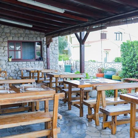Mb Pag Bed&Breakfast Паг Экстерьер фото