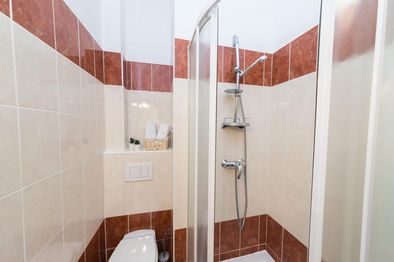 Mb Pag Bed&Breakfast Паг Экстерьер фото