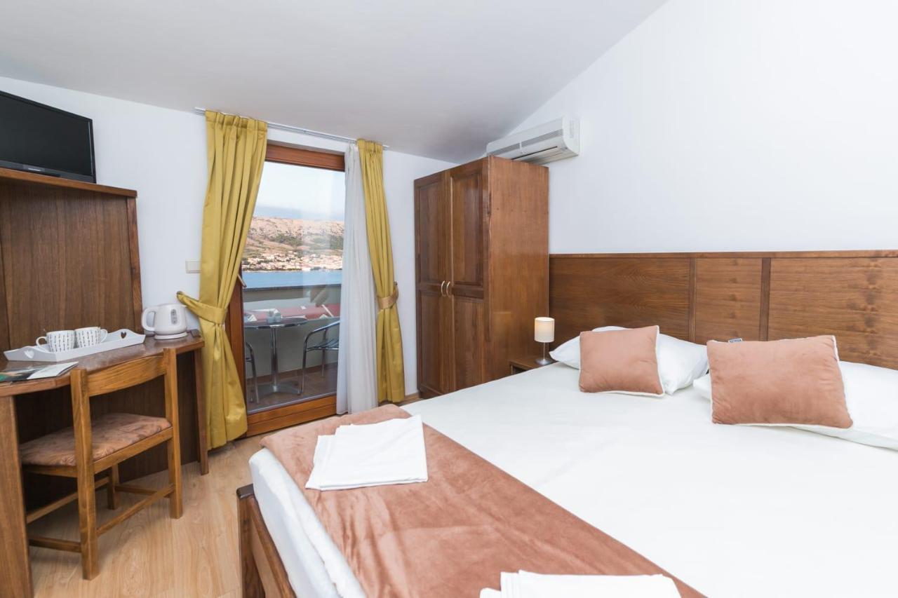 Mb Pag Bed&Breakfast Паг Экстерьер фото