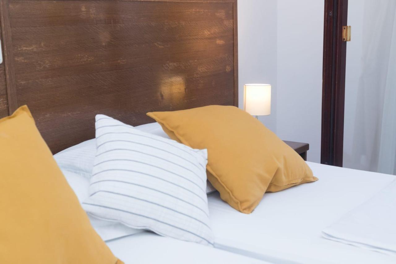 Mb Pag Bed&Breakfast Паг Экстерьер фото