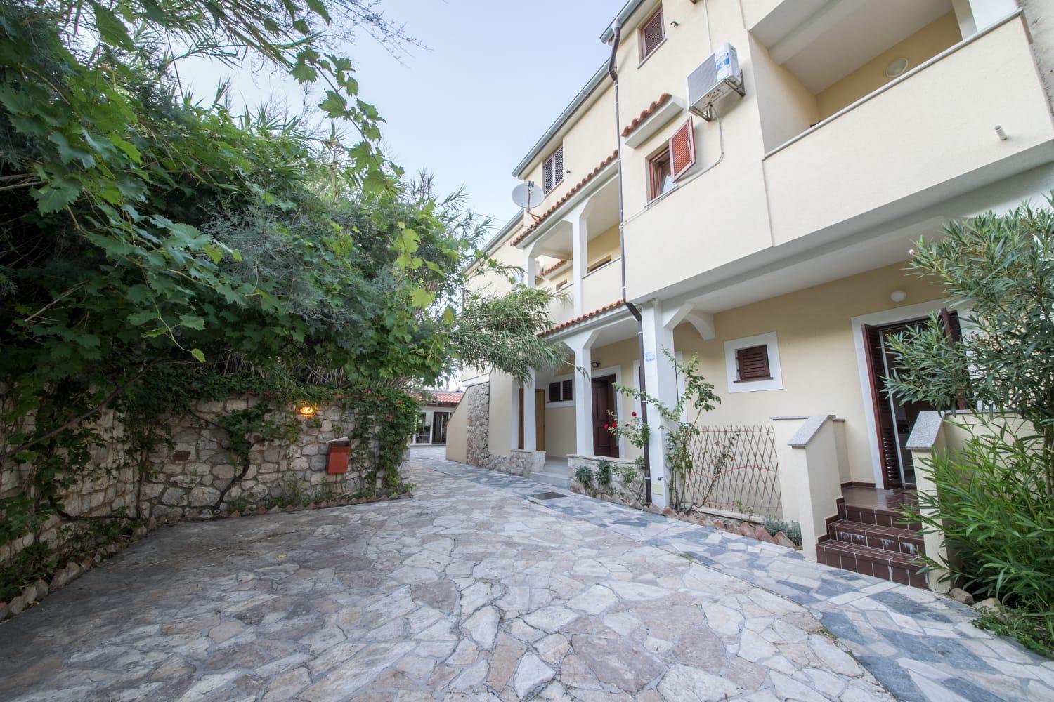 Mb Pag Bed&Breakfast Паг Экстерьер фото